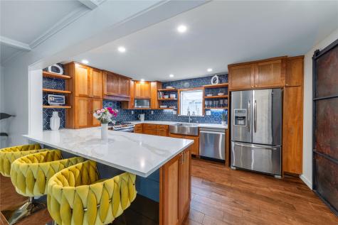 8435 Suncrest Drive Dallas TX 75228