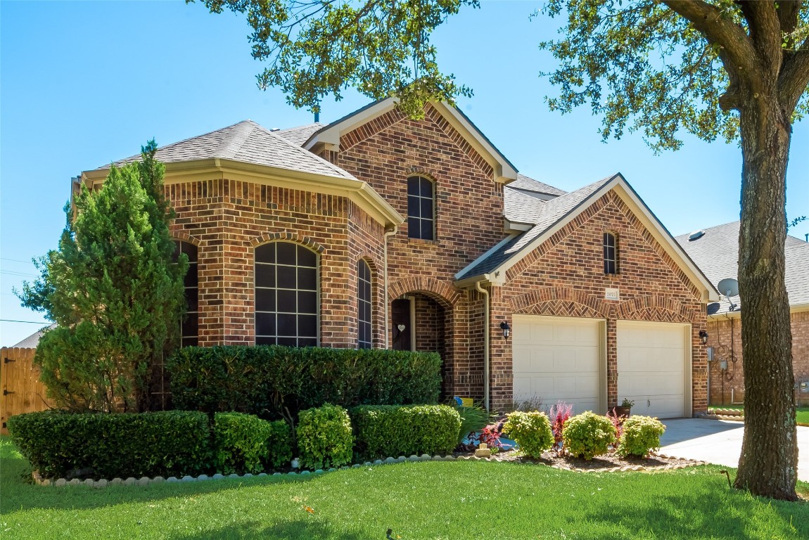2675 Waterway Drive Grand Prairie TX 75054
