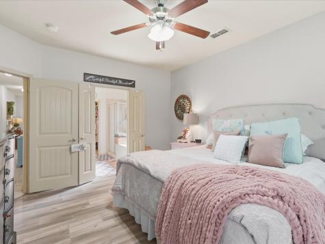5135 Crystal Lake Avenue Krum TX 76249
