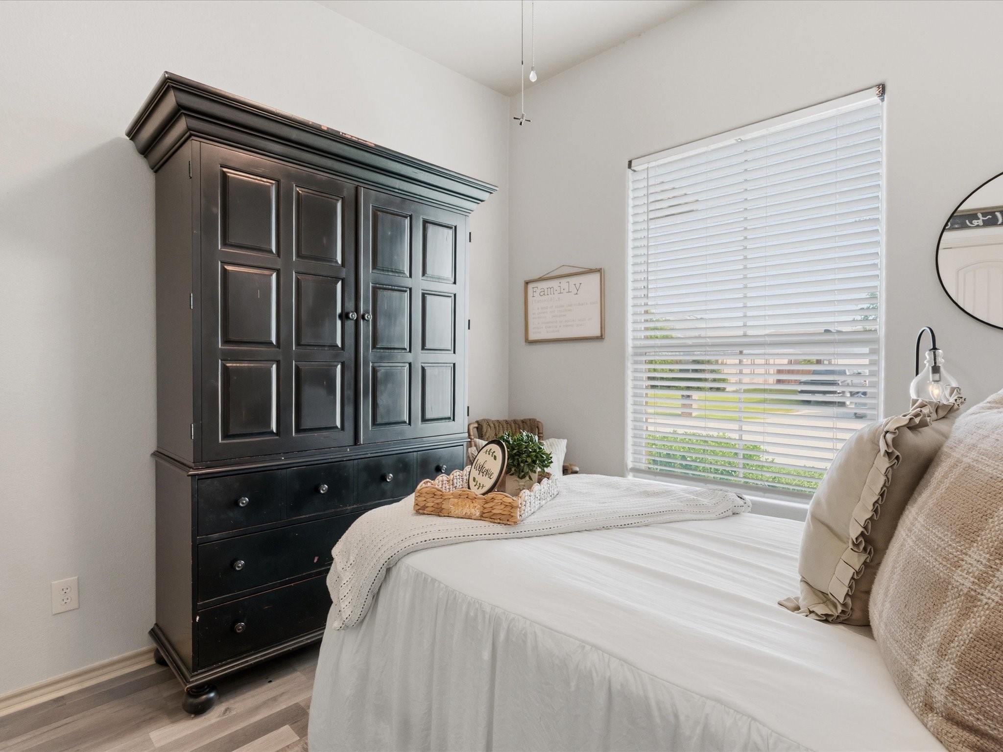 5135 Crystal Lake Avenue Krum TX 76249