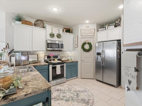 5135 Crystal Lake Avenue Krum TX 76249