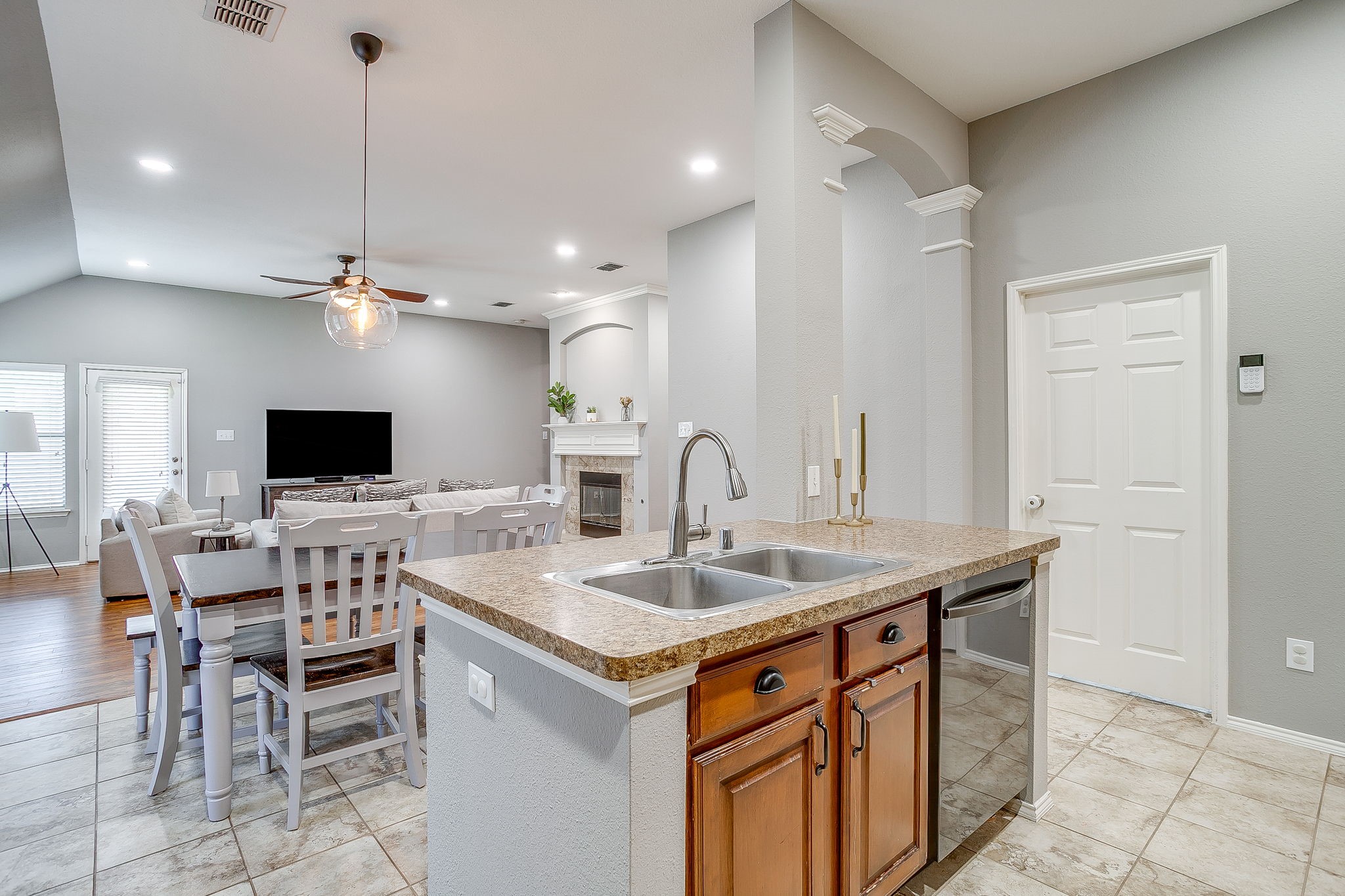 3917 Foreland Drive Fort Worth TX 76262