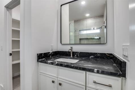 514 S Glasgow Drive Dallas TX 75223