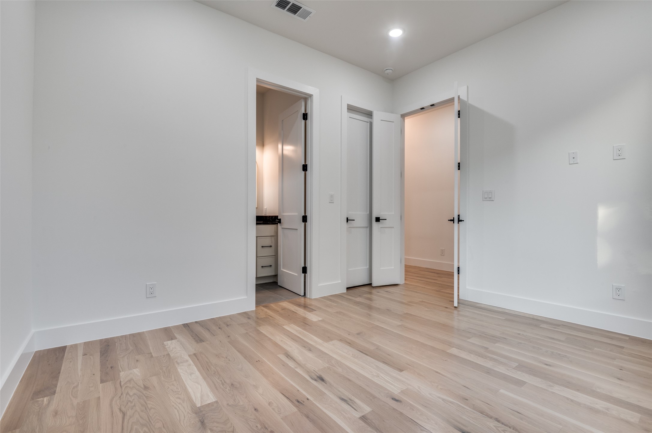514 S Glasgow Drive Dallas TX 75223