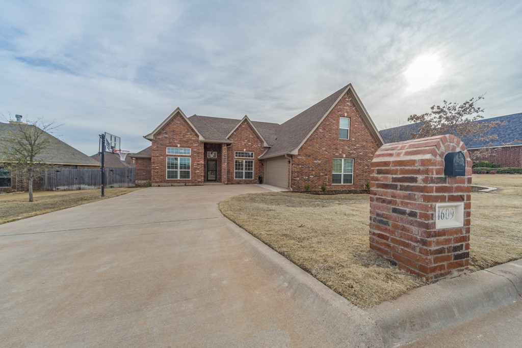 4609 High Sierra Abilene TX 79606