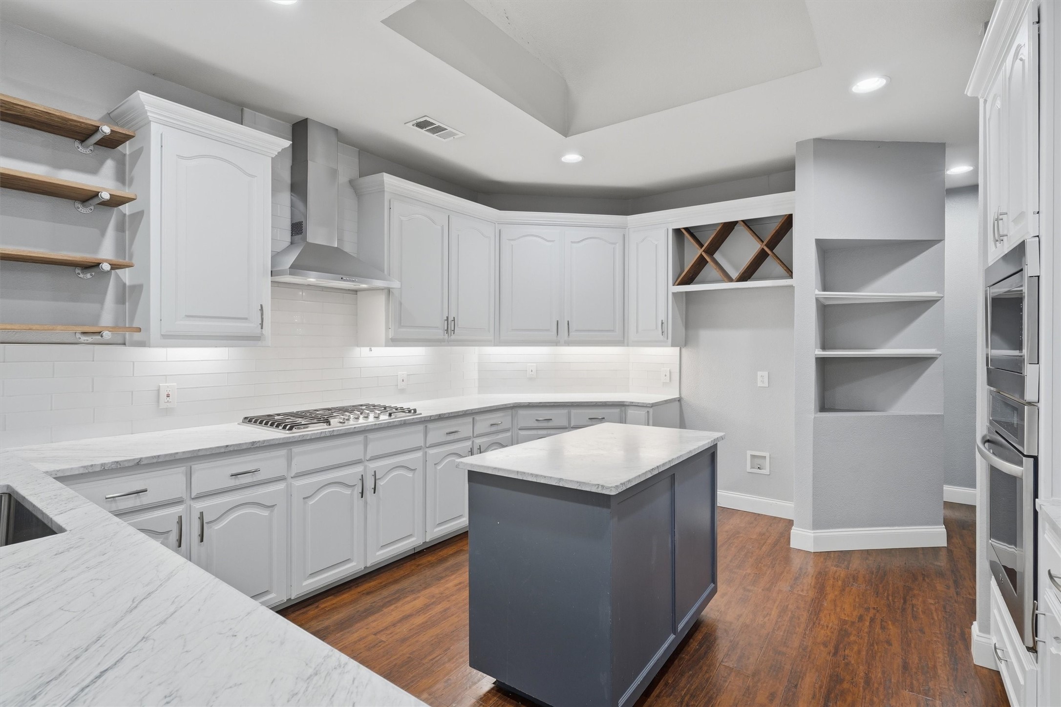 6020 Fannin Drive Arlington TX 76001