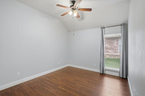 6020 Fannin Drive Arlington TX 76001