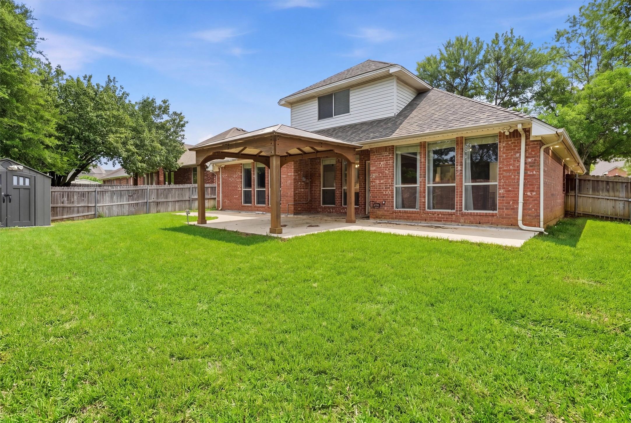 6020 Fannin Drive Arlington TX 76001