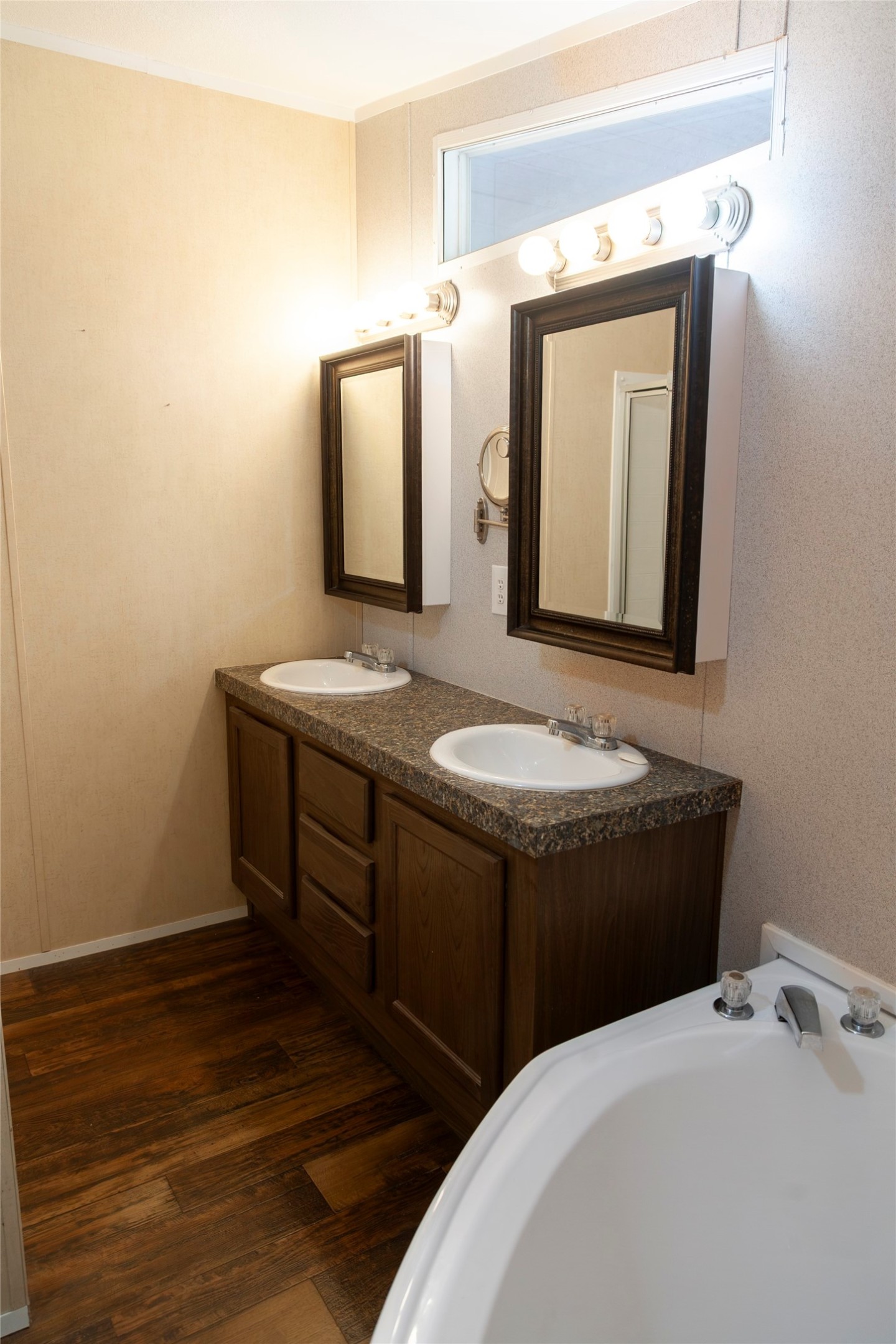 112 SE Front Street Bailey TX 75452