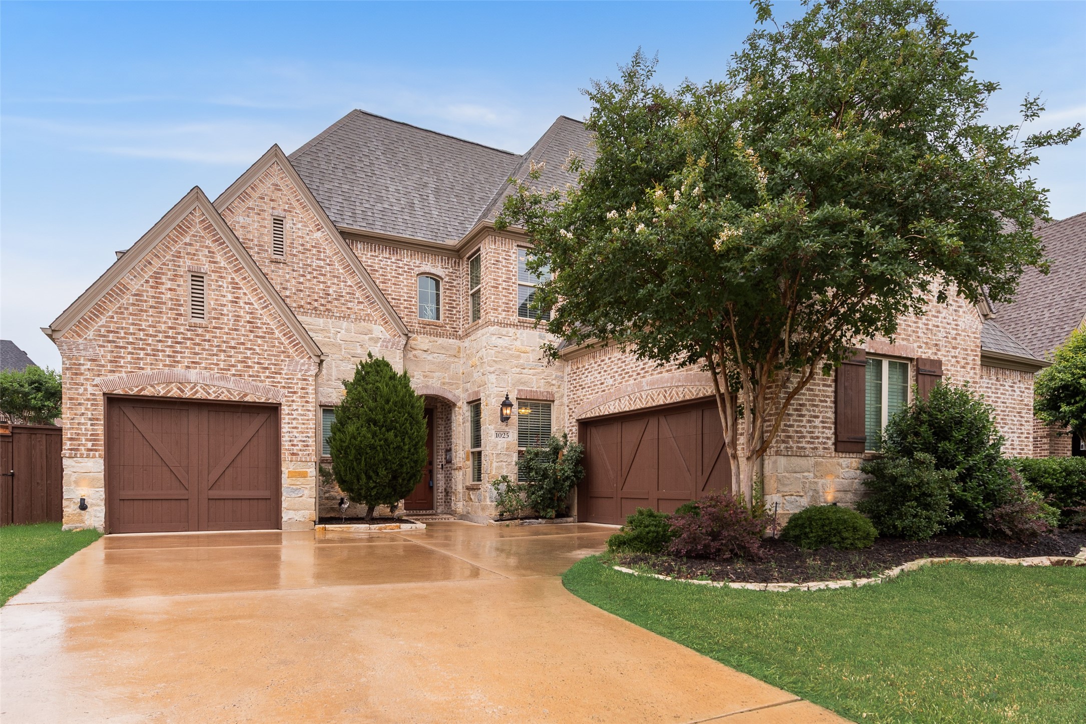 1025 W Bluff Way Roanoke TX 76262