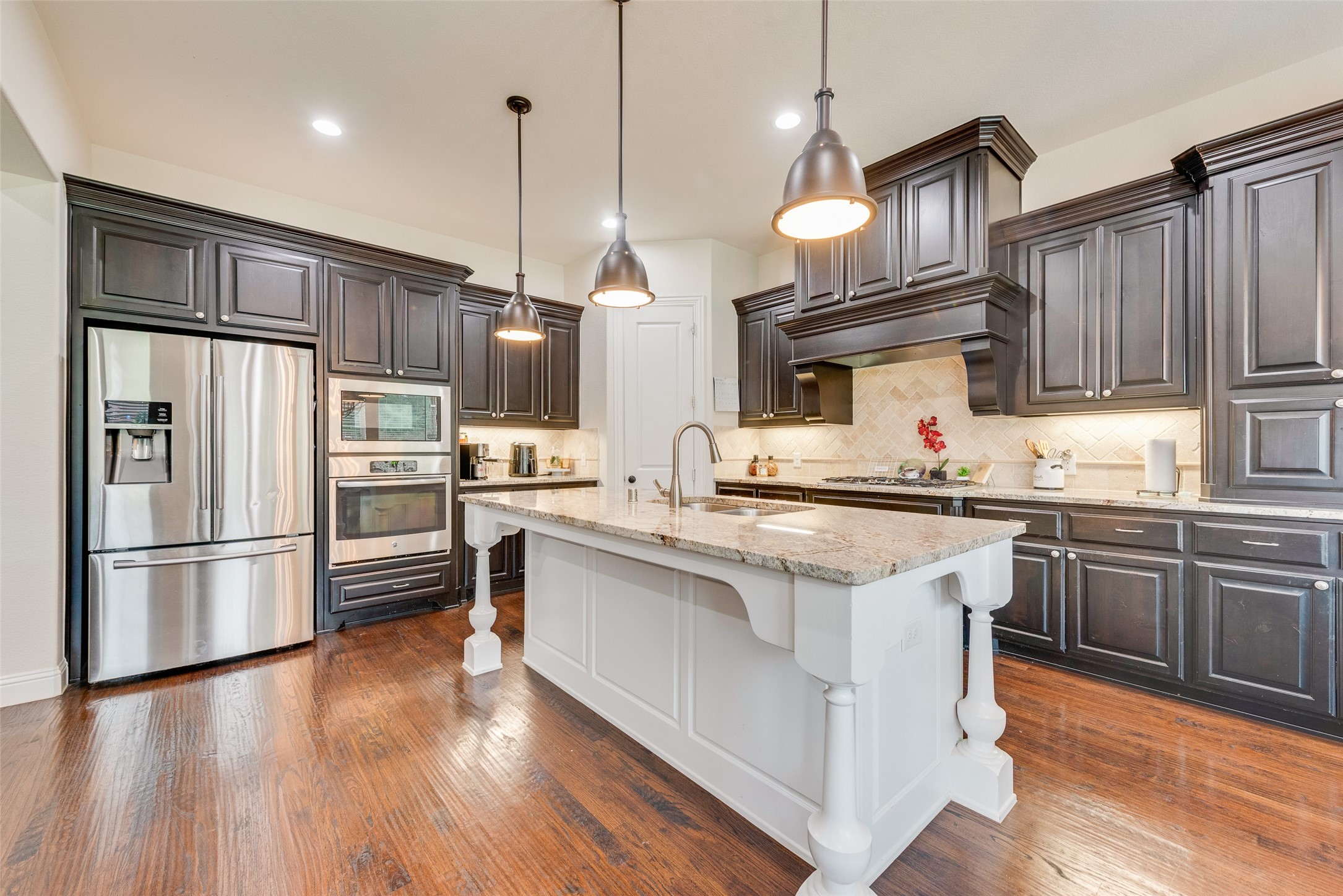 1025 W Bluff Way Roanoke TX 76262