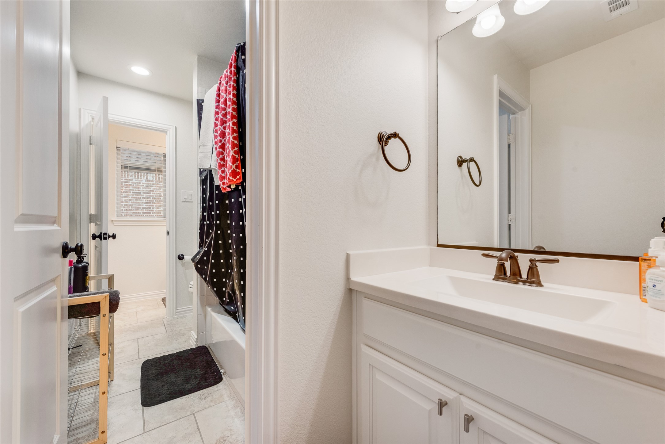 1025 W Bluff Way Roanoke TX 76262