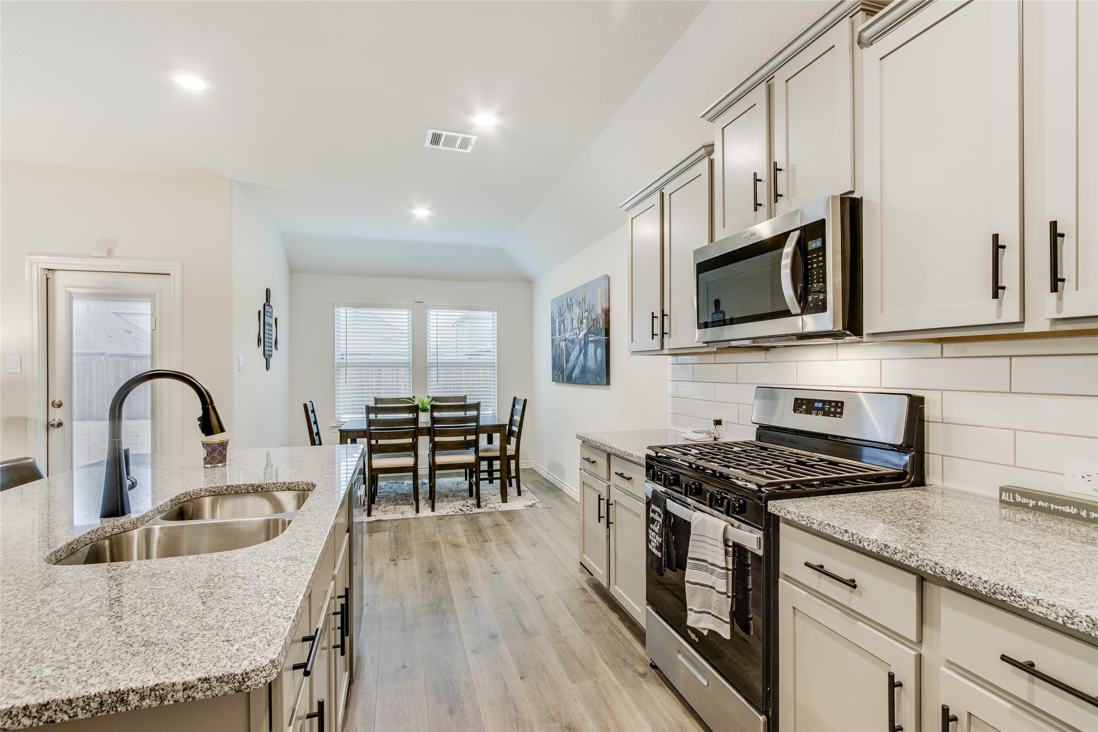9733 Quail Pointe Road Aubrey TX 76227
