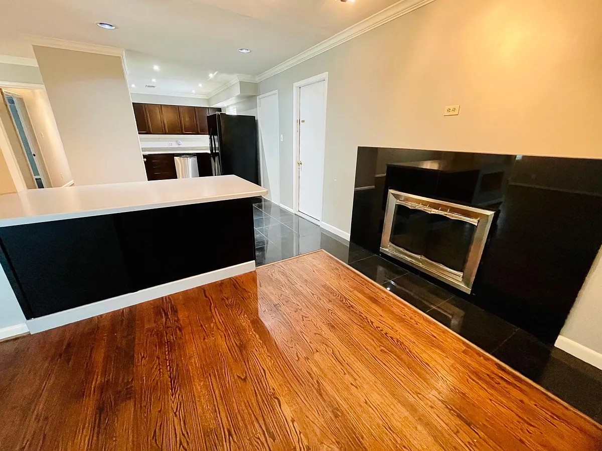 3152 Walnut Hill Lane Dallas TX 75229
