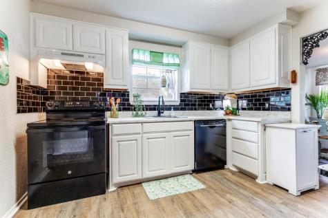 12490 Deeds Court Azle TX 76020