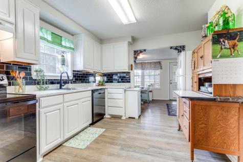 12490 Deeds Court Azle TX 76020