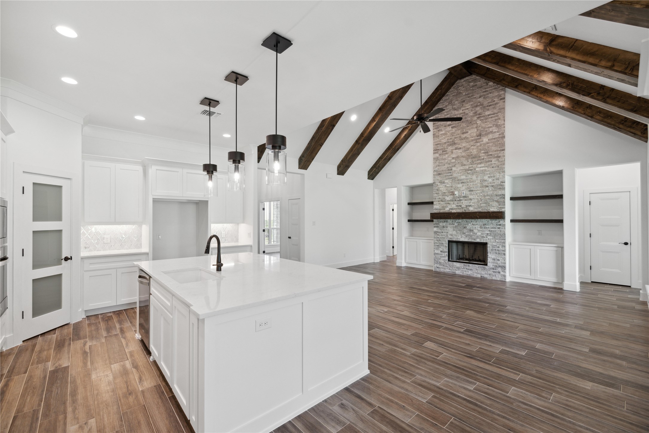 104 Oak Meadow Lane Weatherford TX 76085