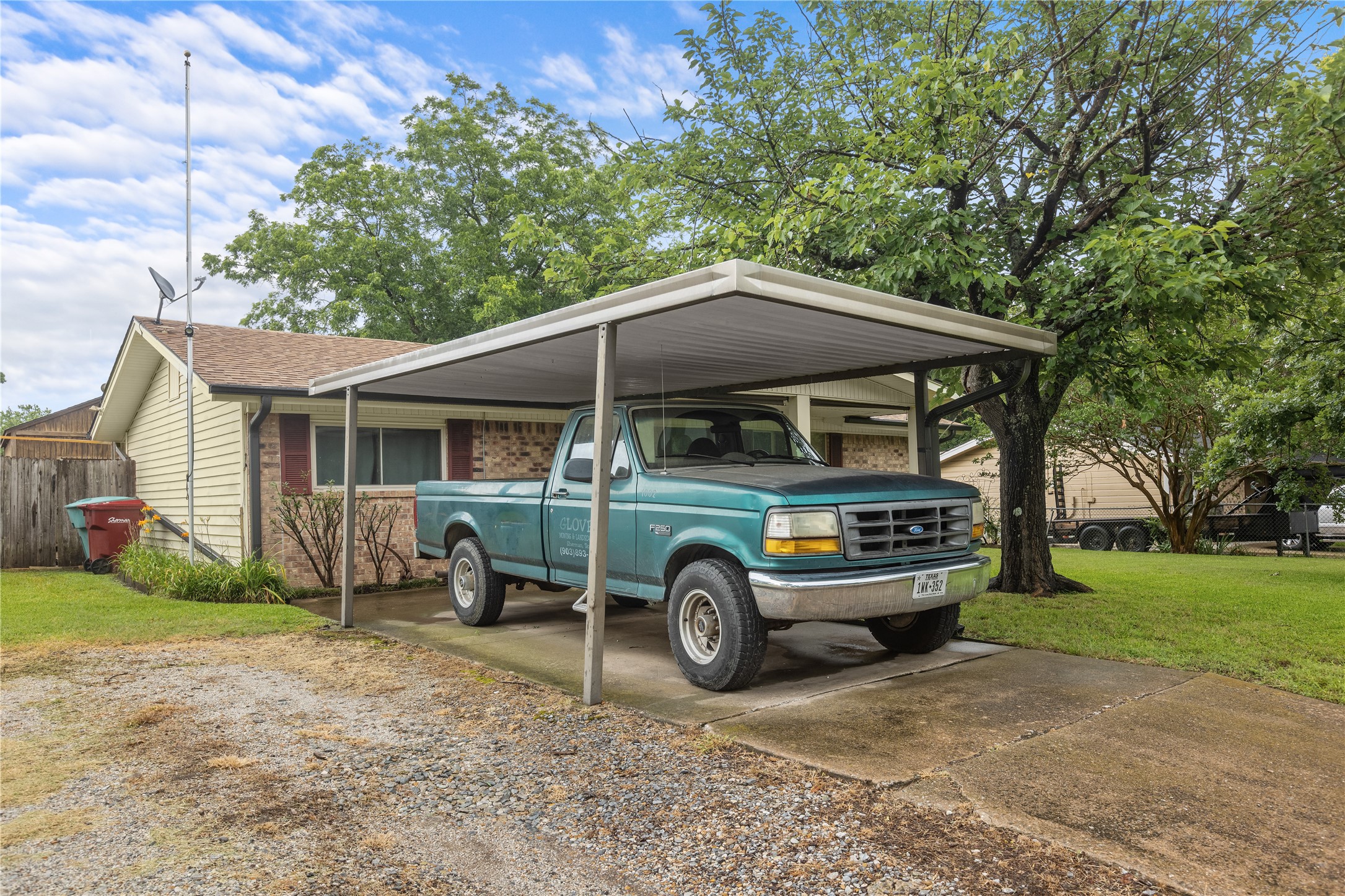 605 S Ricketts Street Sherman TX 75092