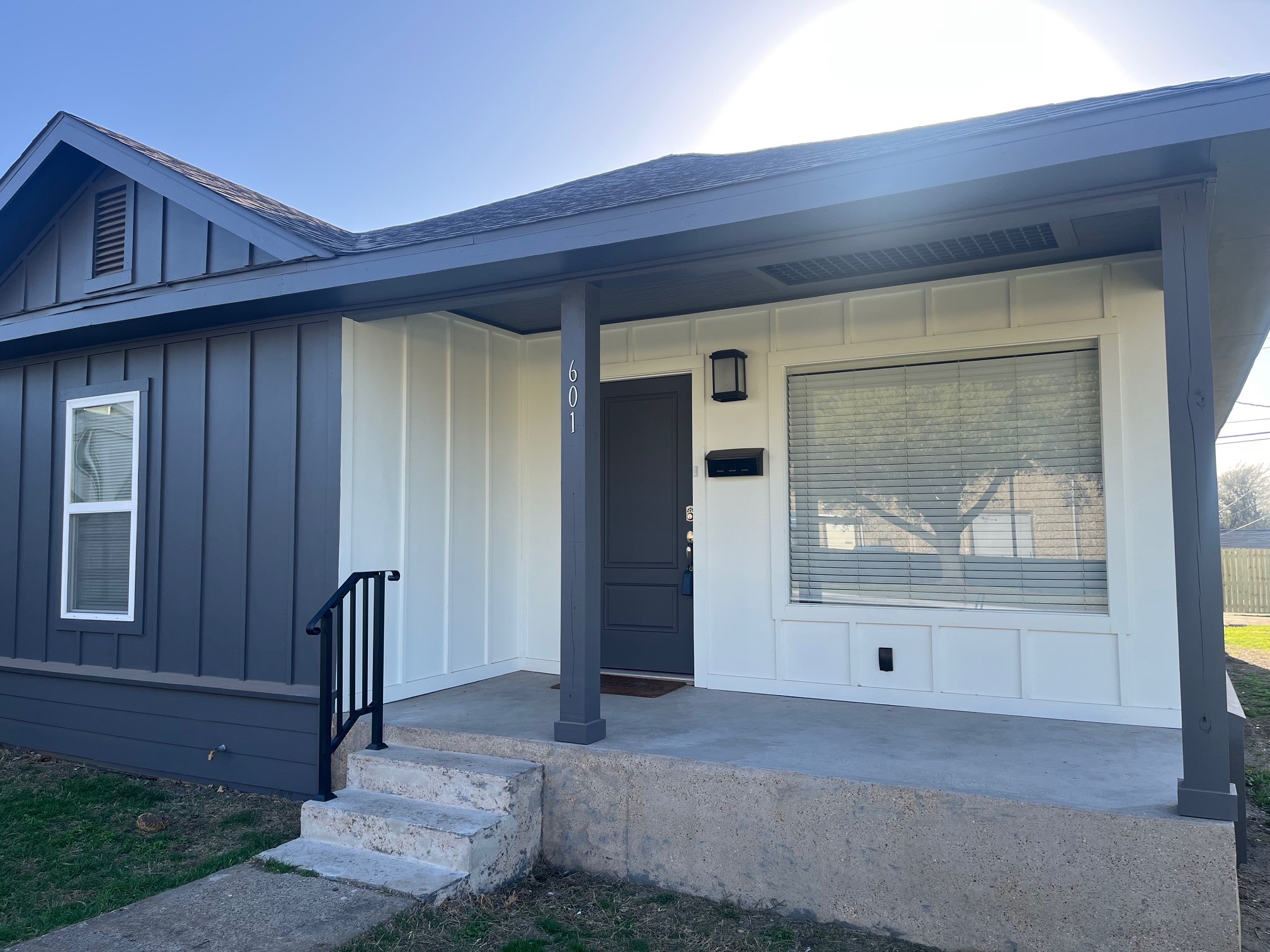 601 SW 14th Street Grand Prairie TX 75051