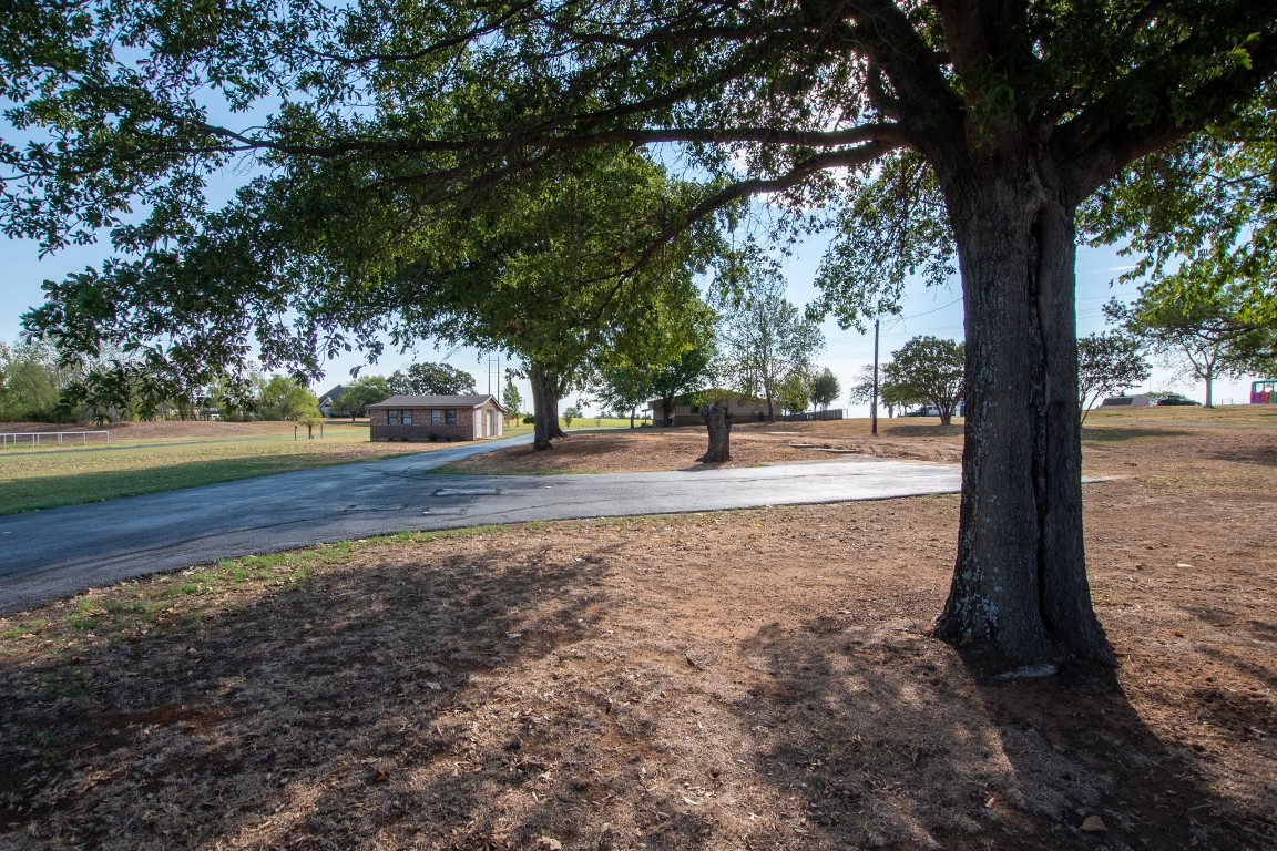 5236 New Hope Road Aubrey TX 76227
