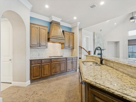 4304 Tree House Lane Corinth TX 76208