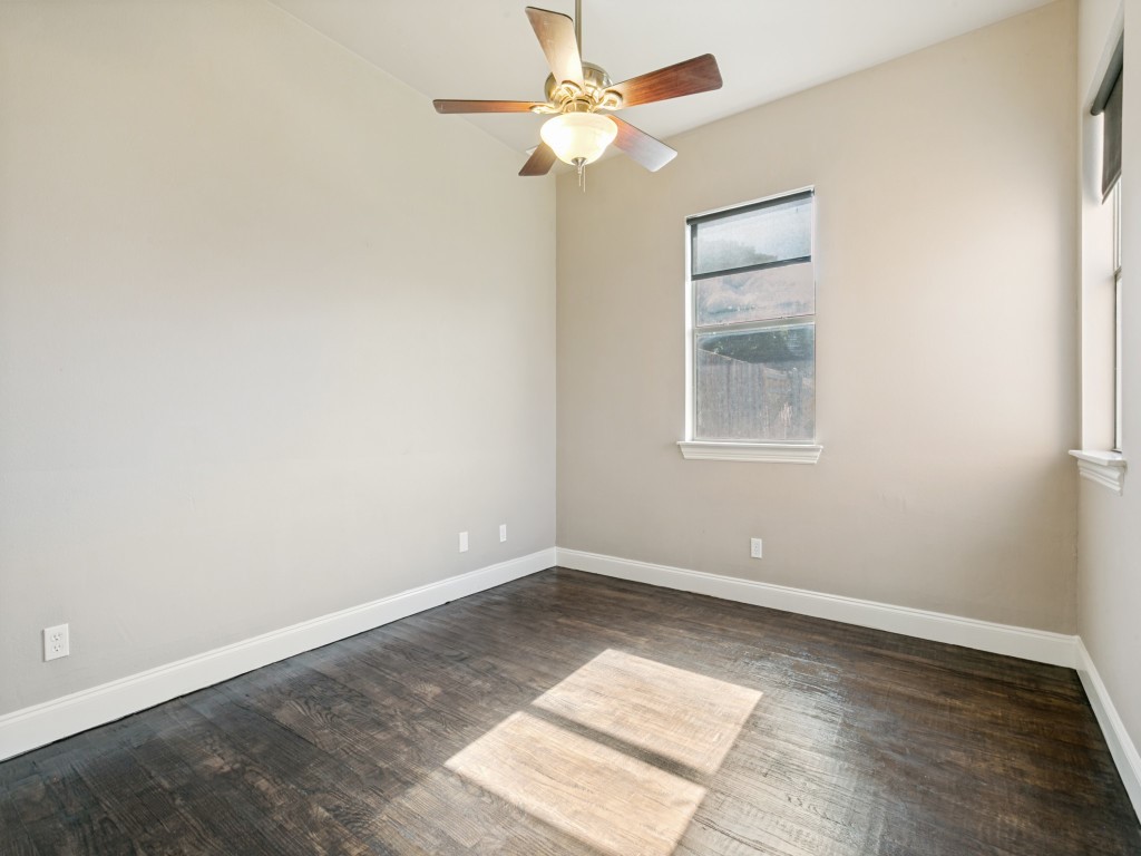 4304 Tree House Lane Corinth TX 76208