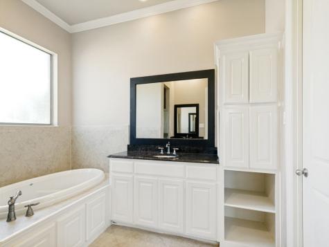 4304 Tree House Lane Corinth TX 76208