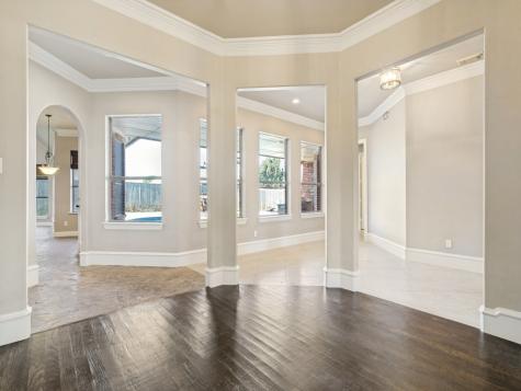 4304 Tree House Lane Corinth TX 76208