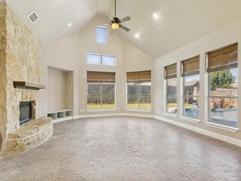 4304 Tree House Lane Corinth TX 76208