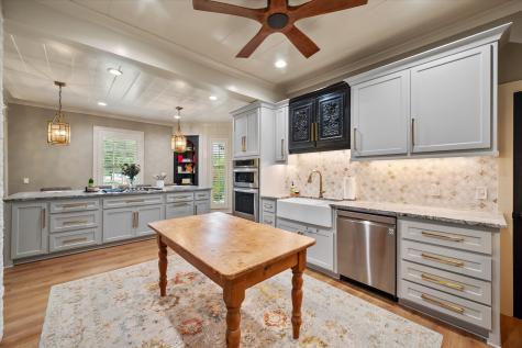 1111 Governors Drive Corsicana TX 75110