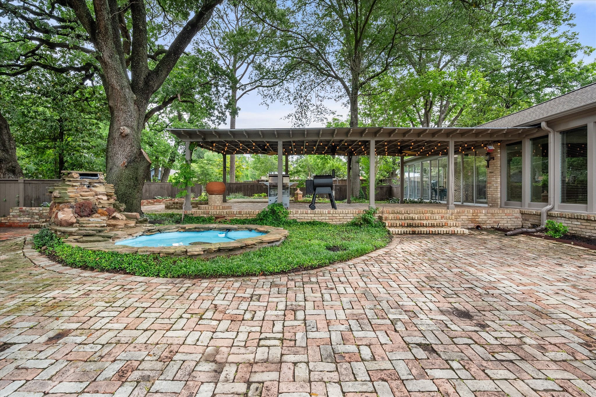 1111 Governors Drive Corsicana TX 75110