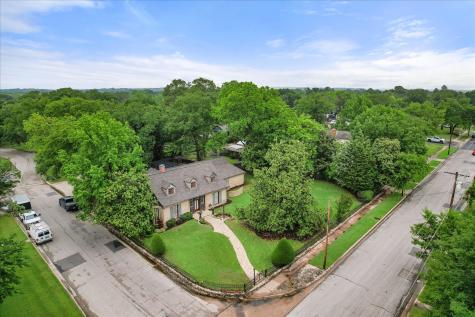 1111 Governors Drive Corsicana TX 75110
