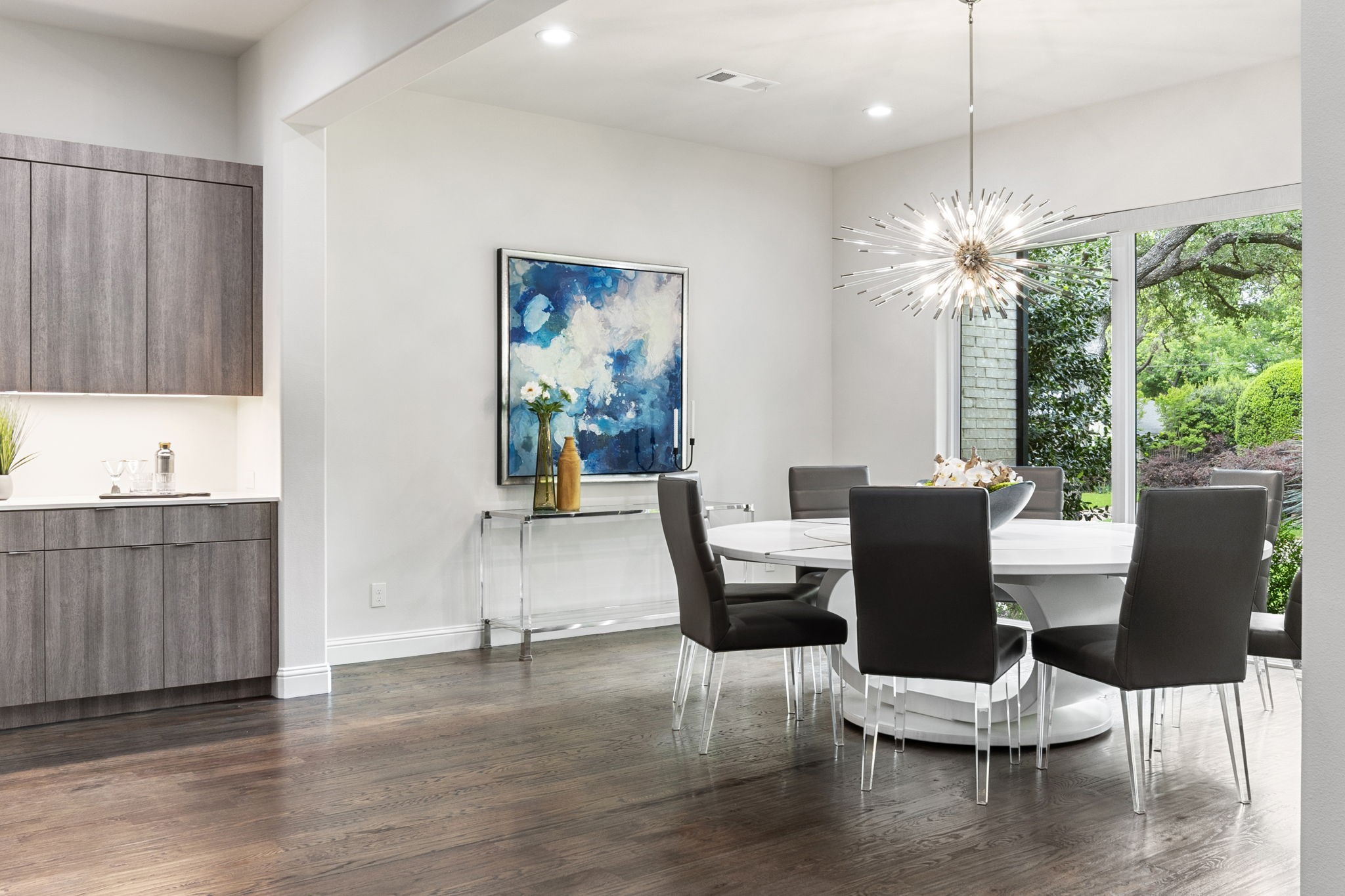 4028 Courtshire Drive Dallas TX 75229