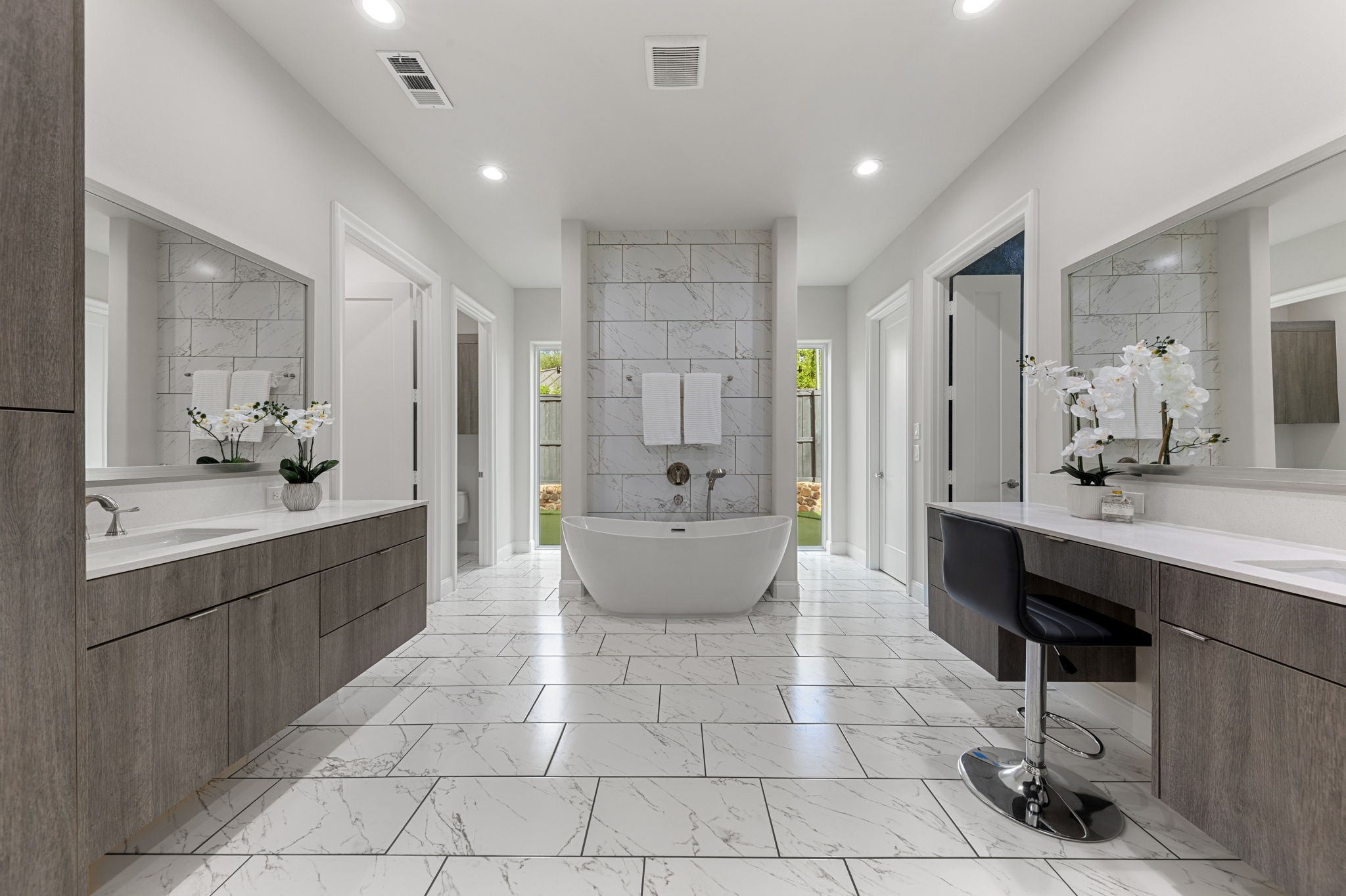 4028 Courtshire Drive Dallas TX 75229