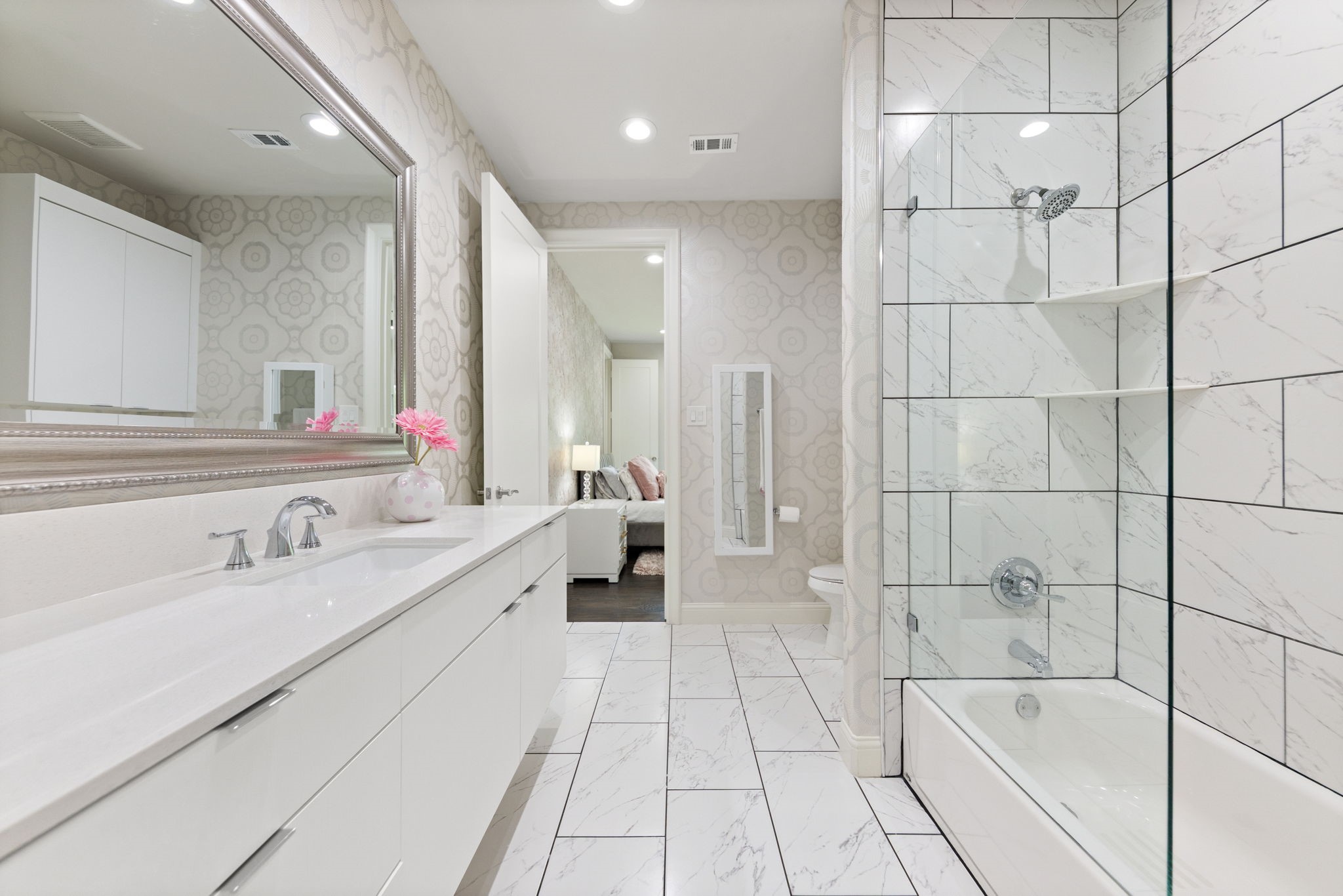 4028 Courtshire Drive Dallas TX 75229