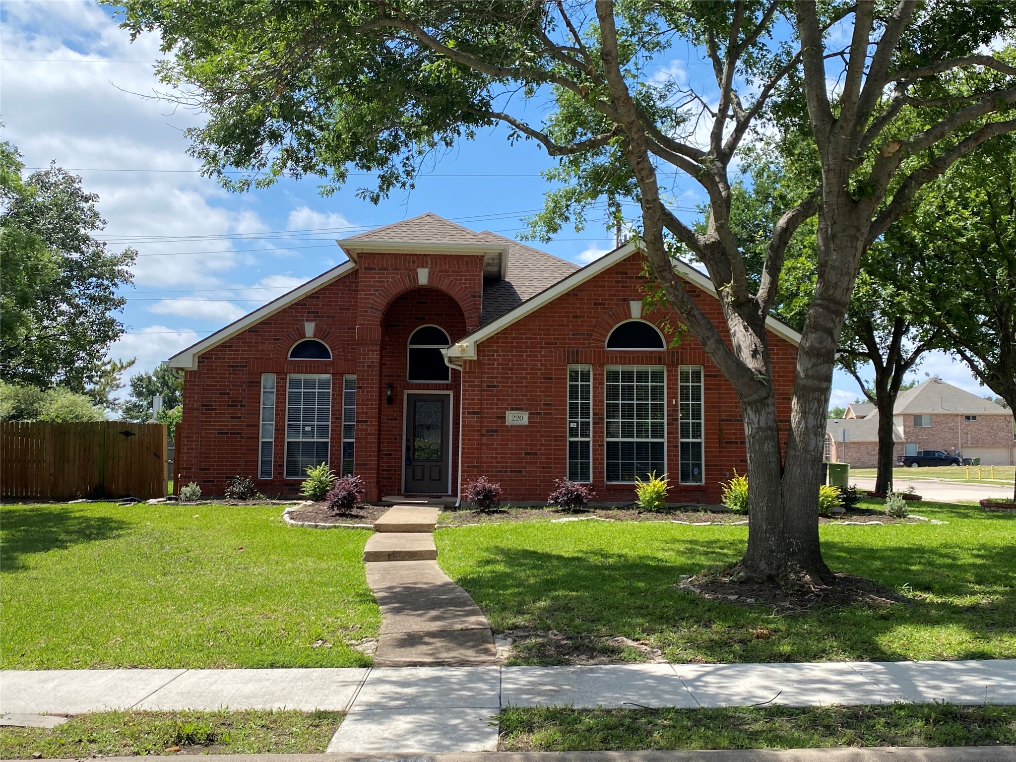 220 Peach Tree Drive Murphy TX 75094