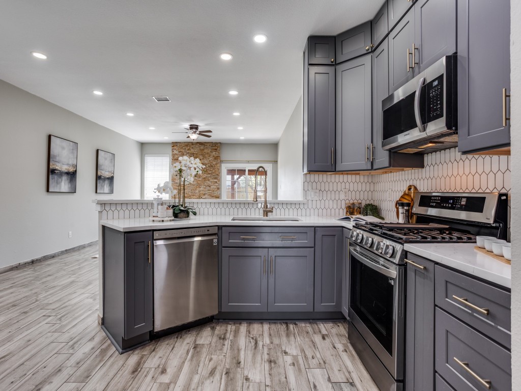 220 Peach Tree Drive Murphy TX 75094