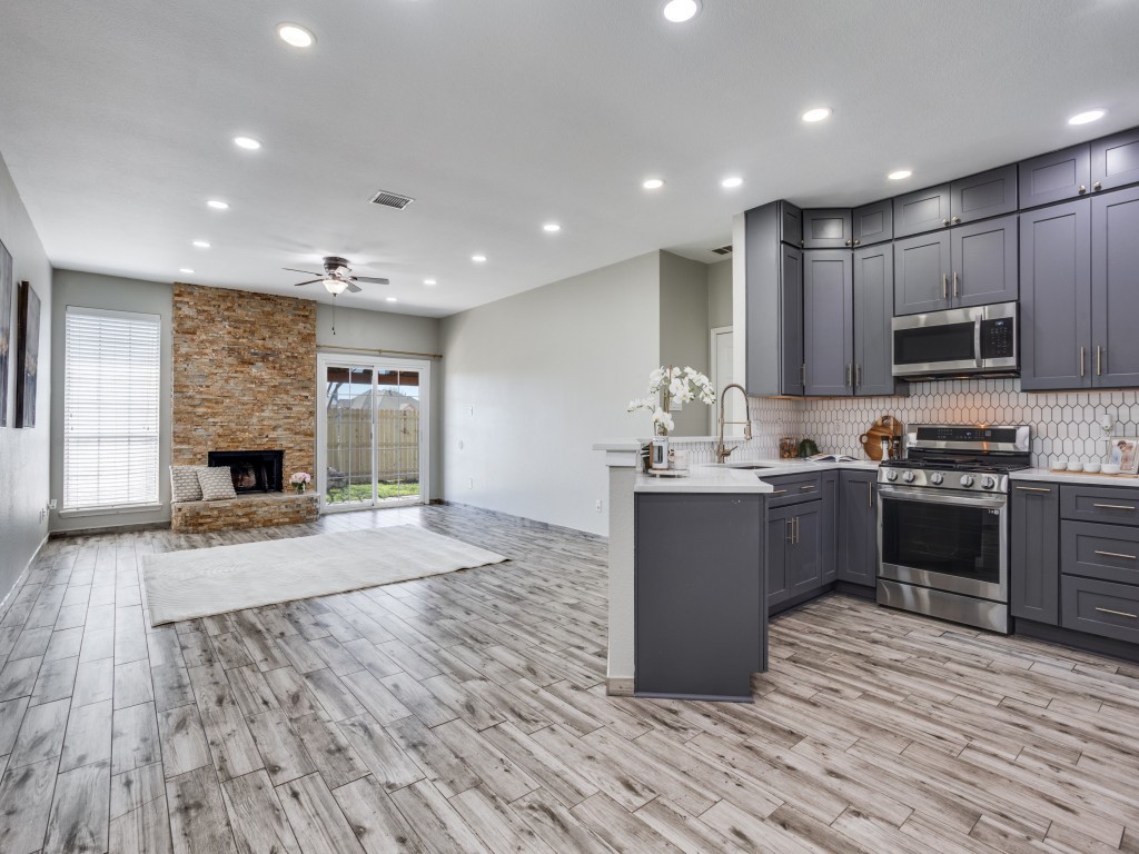 220 Peach Tree Drive Murphy TX 75094