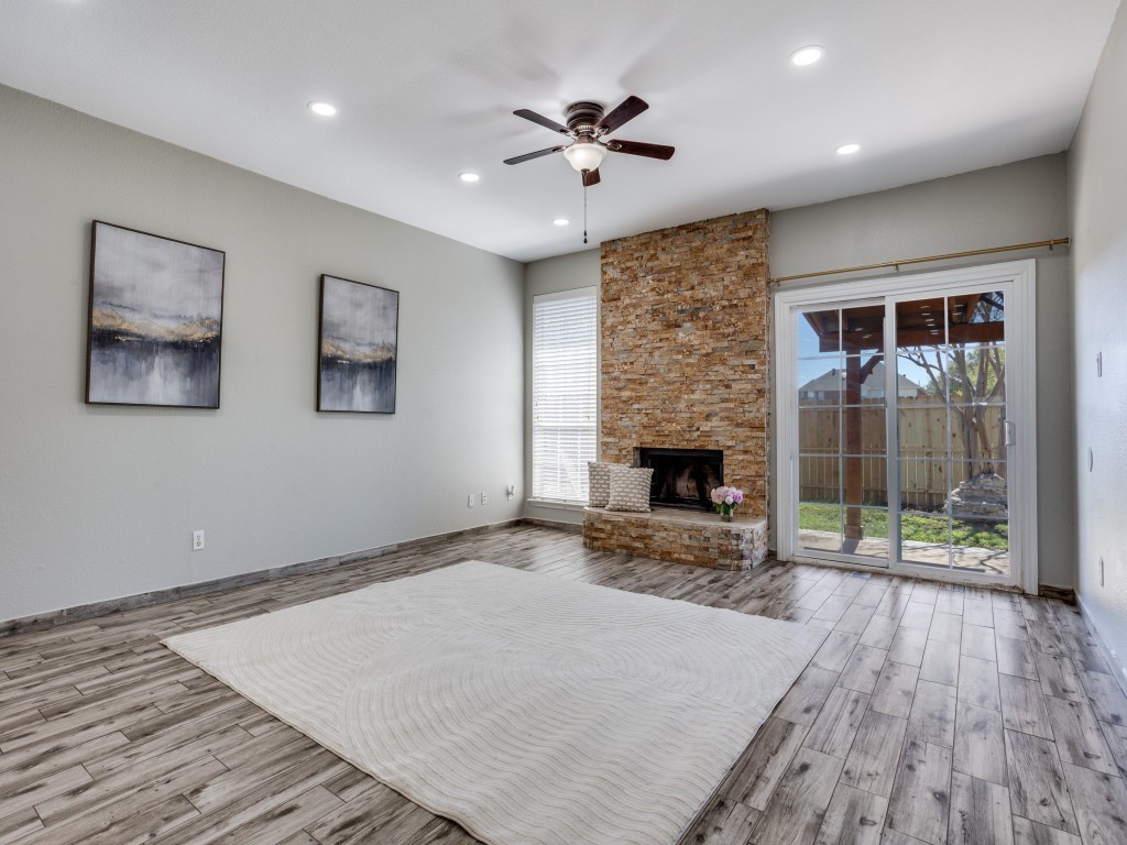 220 Peach Tree Drive Murphy TX 75094