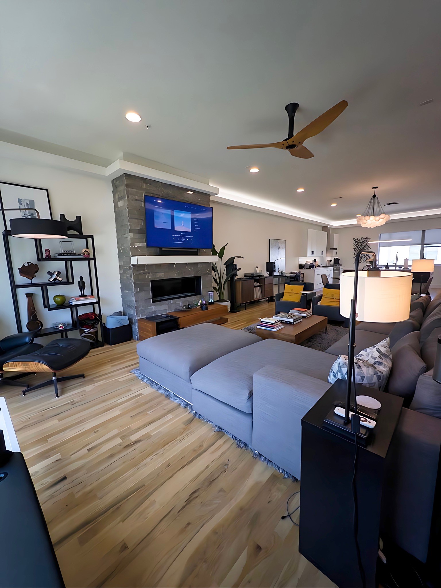 13001 Hutton Drive Farmers Branch TX 75234