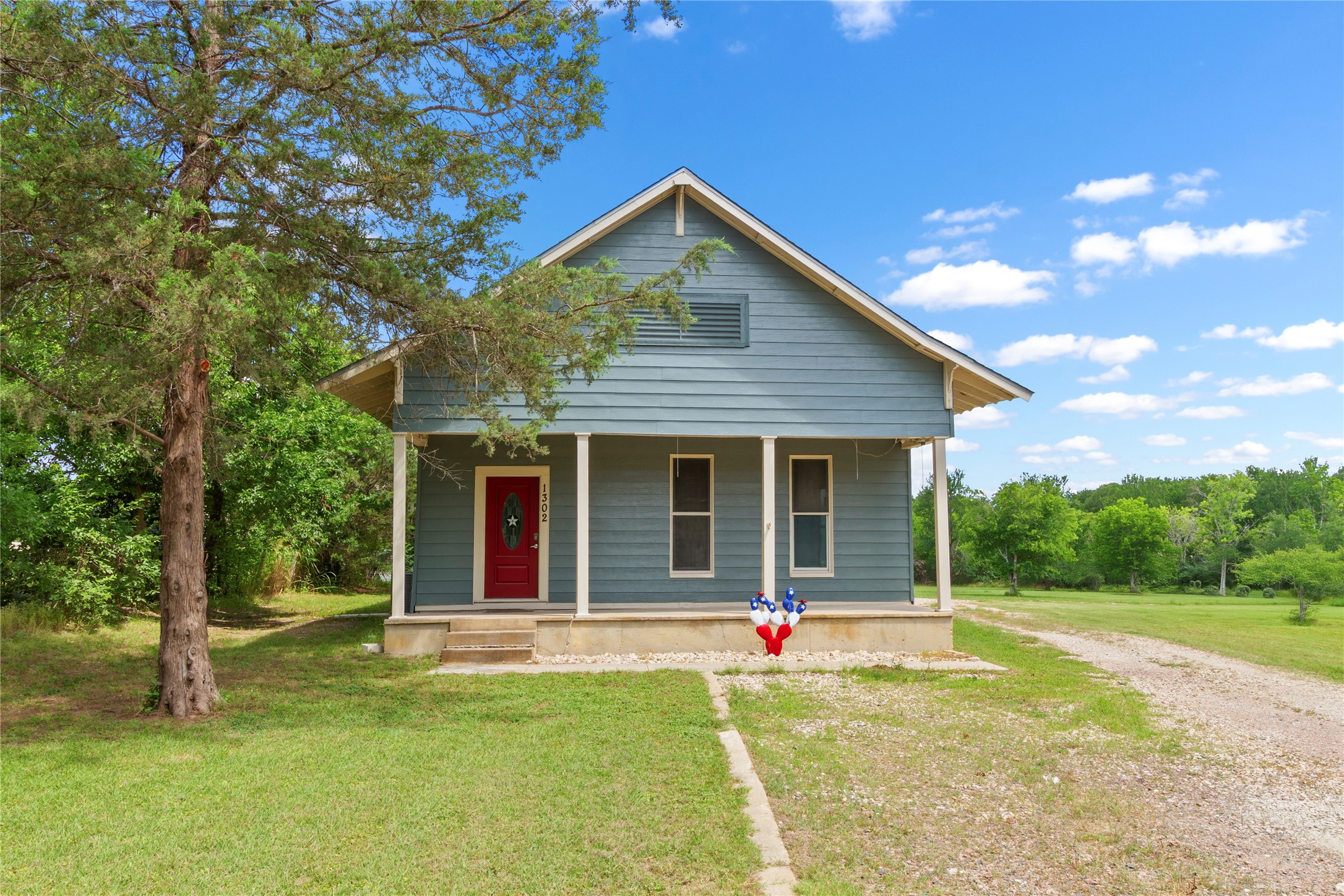 1302 New Hope Road Hubbard TX 76648