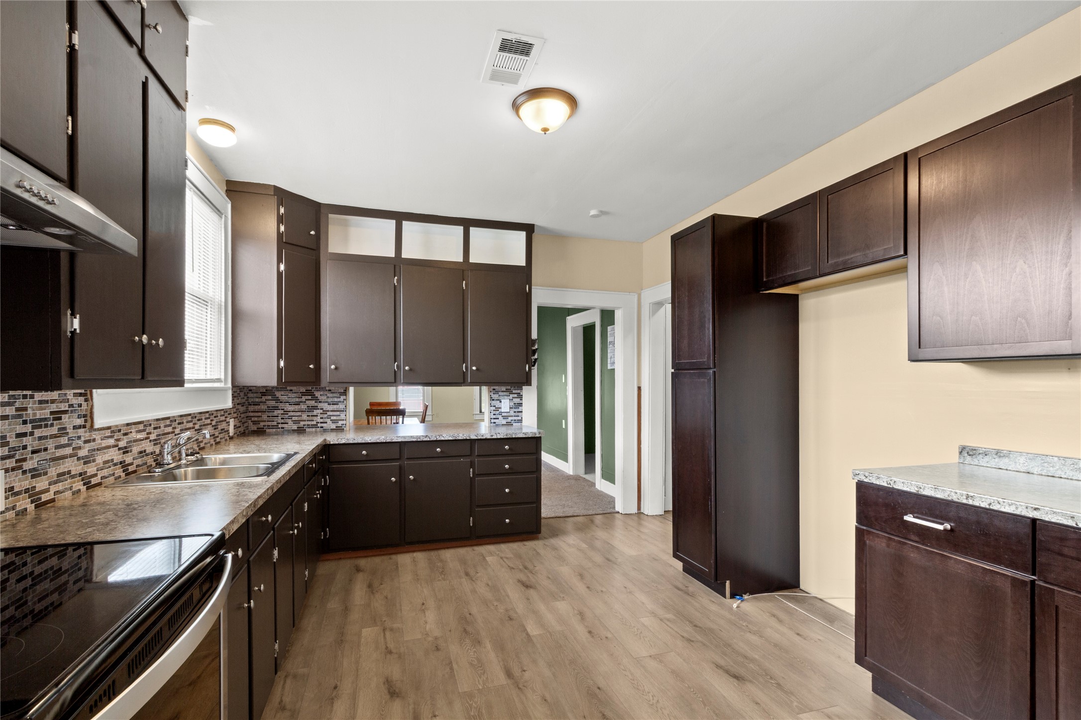 1302 New Hope Road Hubbard TX 76648