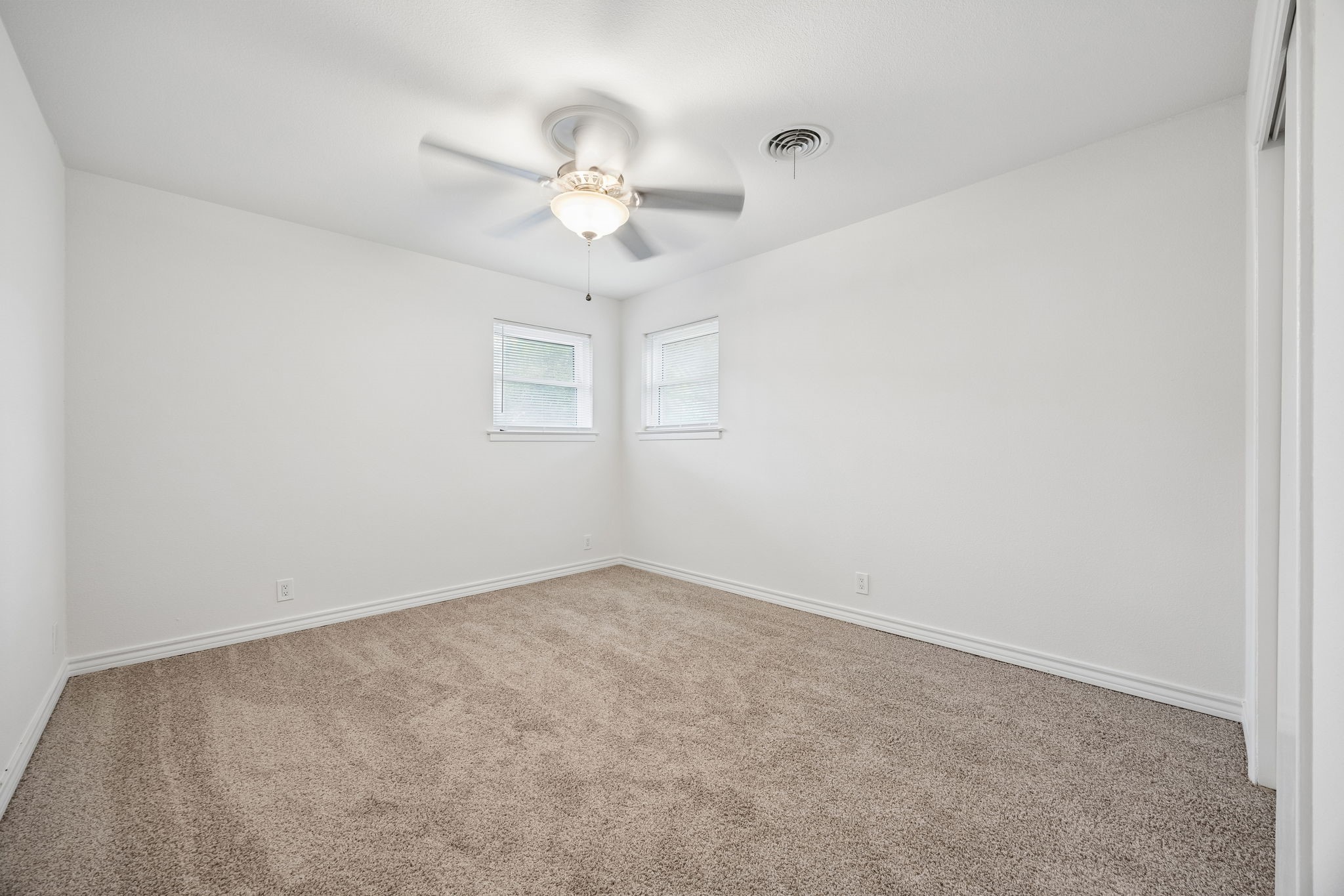 5805 Wedgmont Circle N Fort Worth TX 76133