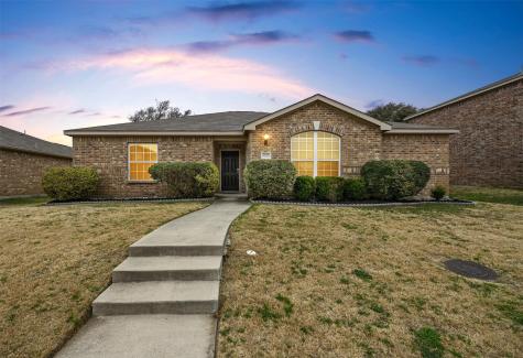 1027 Stanwyck Avenue Duncanville TX 75137