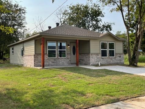 2012 Oak Street Greenville TX 75401