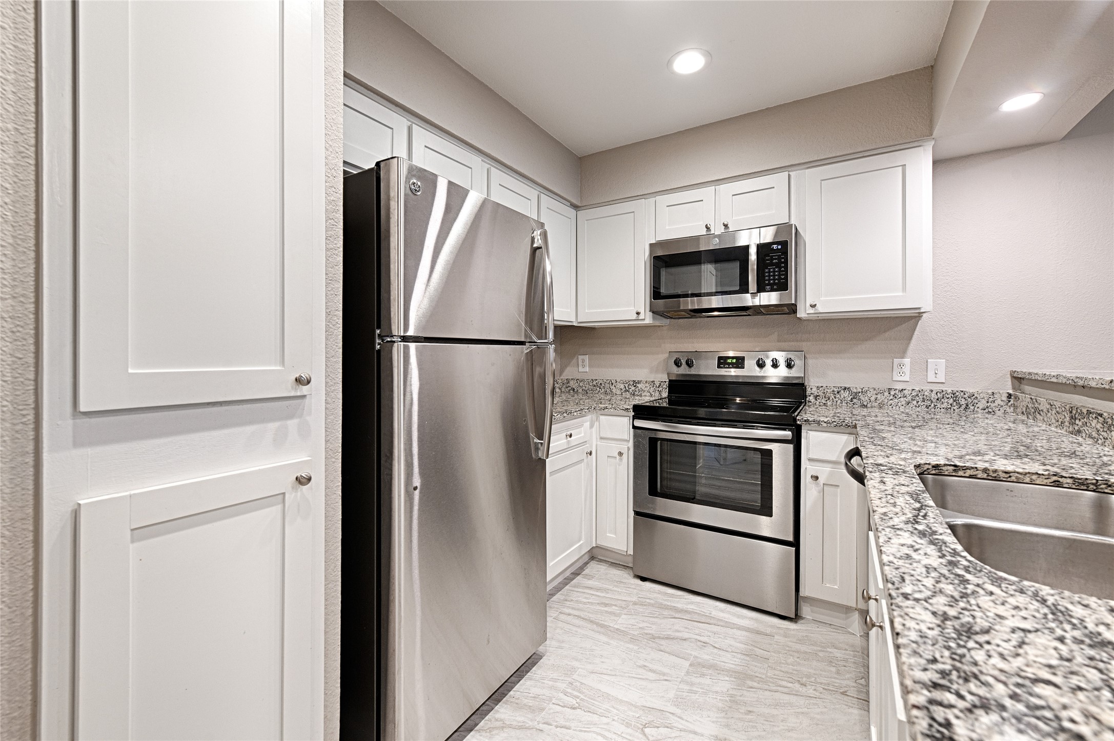 3006 Kathleen Lane Euless TX 76039