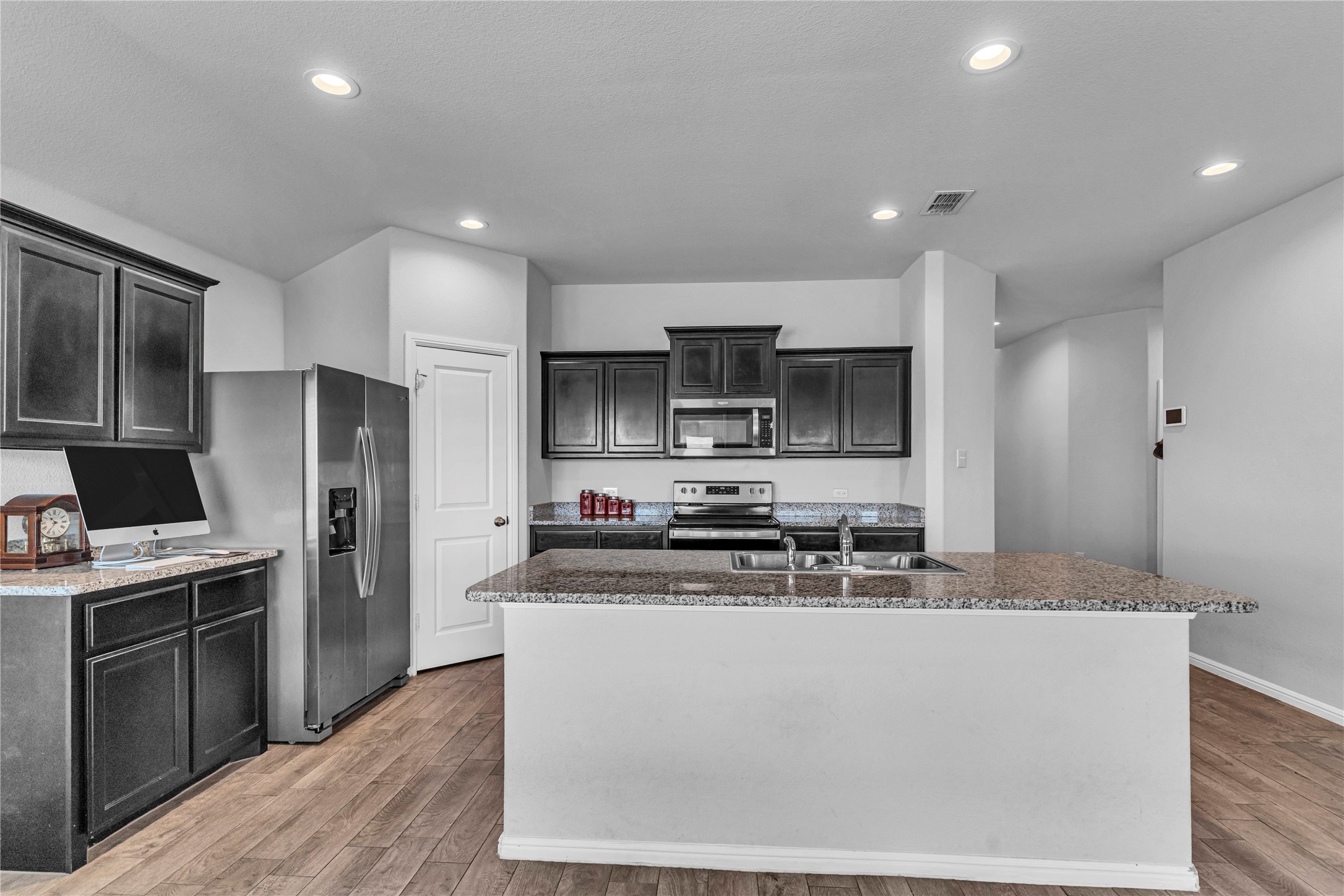 409 Foxhunter Street Fort Worth TX 76131