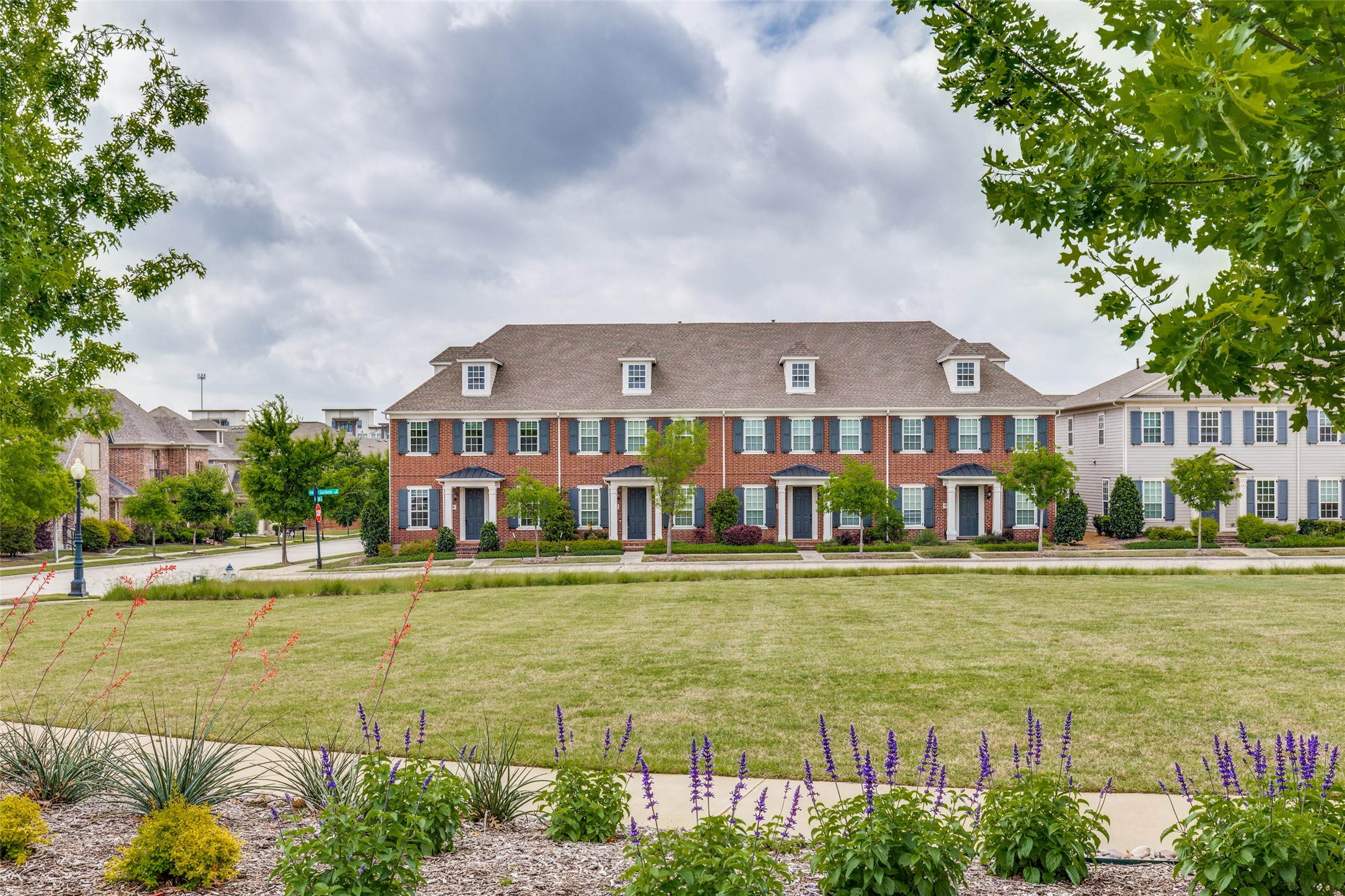 1036 Gardenia Street Carrollton TX 75007