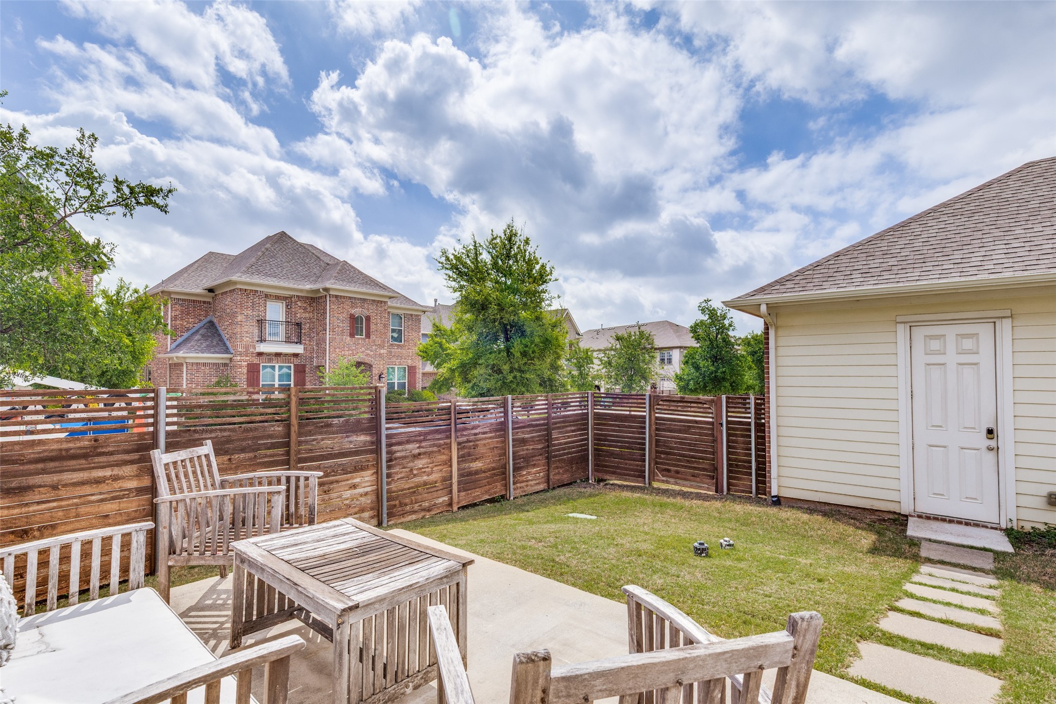 1036 Gardenia Street Carrollton TX 75007