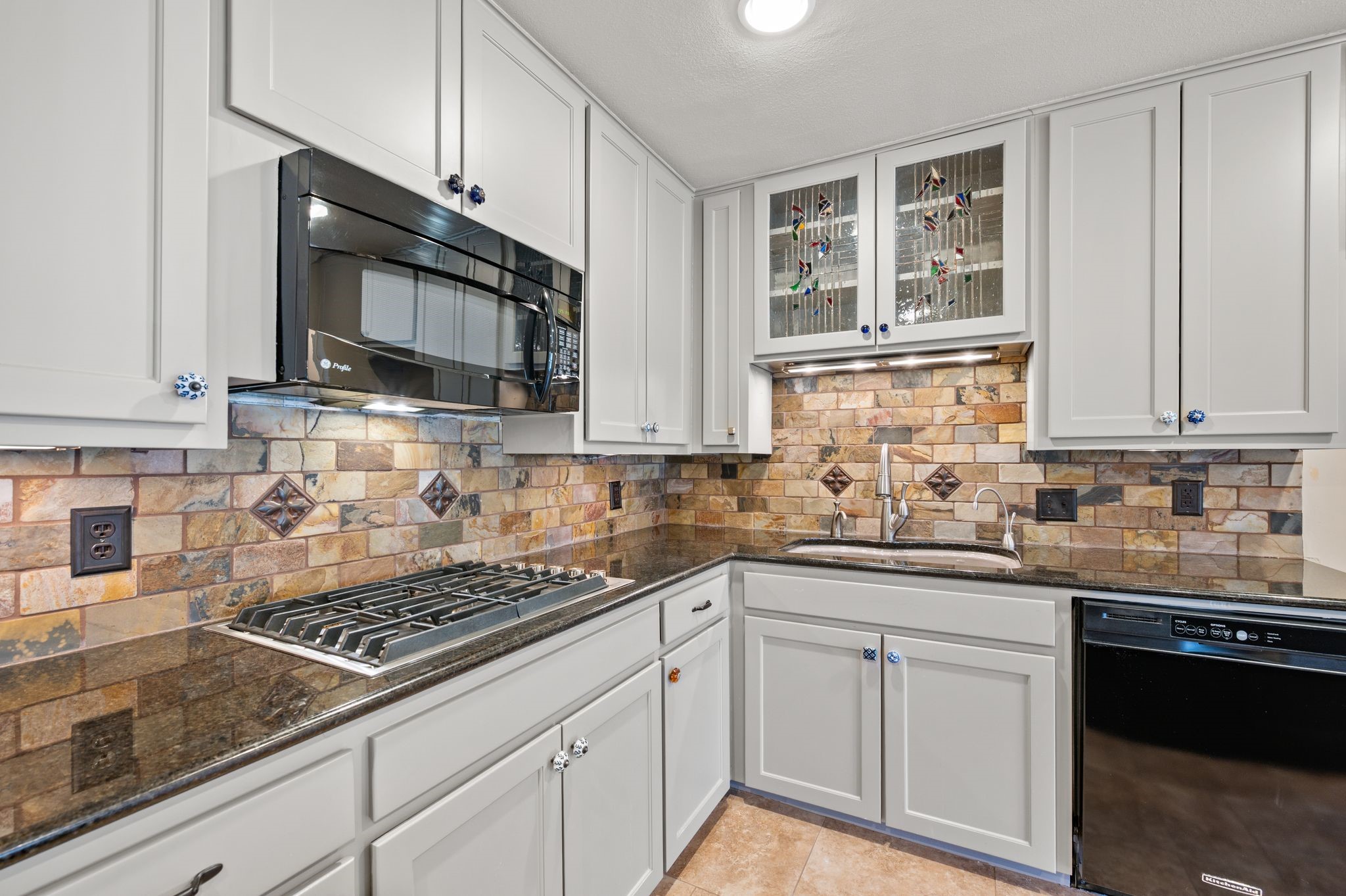 2800 Idlecreek Drive Dalworthington Gardens TX 76016